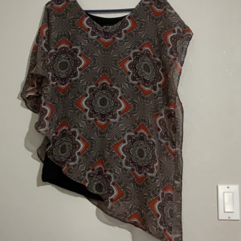 I.N. Studio Size XL top